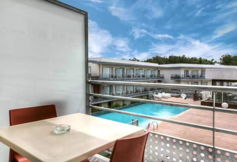 バルコニー付きスタンダードステューディオ, Comfort Aparthotel Antibes Le Maestria