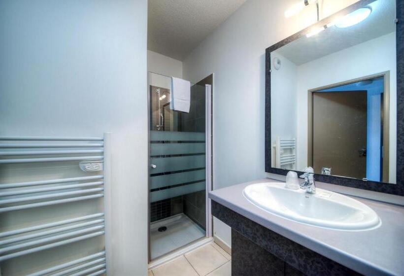 Family studio with balcony, Comfort Aparthotel Antibes Le Maestria