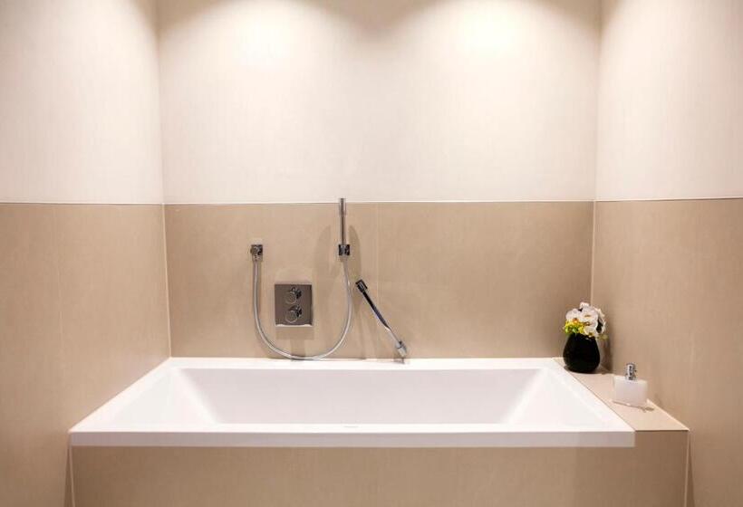 سوئیت با تخت بزرگ, Schwitzer S Hotel Am Park