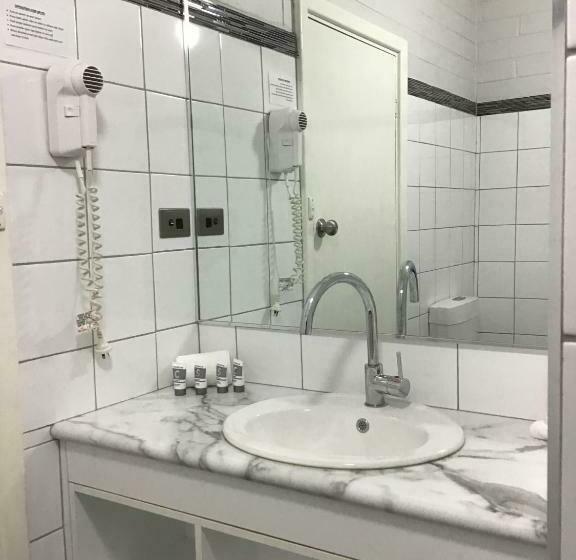 اتاق استاندارد, Bayview Motel