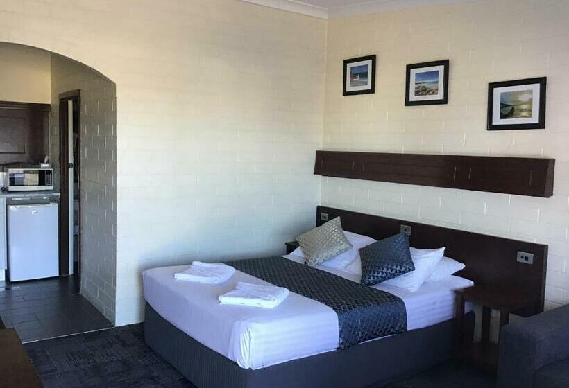 اتاق استاندارد, Bayview Motel