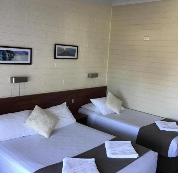 اتاق استاندارد, Bayview Motel