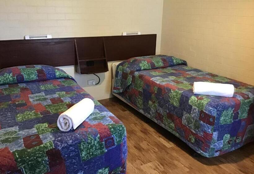 اتاق سوپریور خانوادگی, Bayview Motel