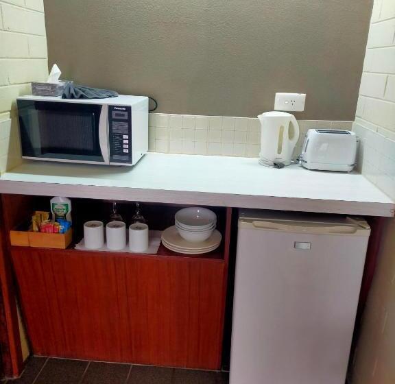 اتاق استاندارد, Bayview Motel