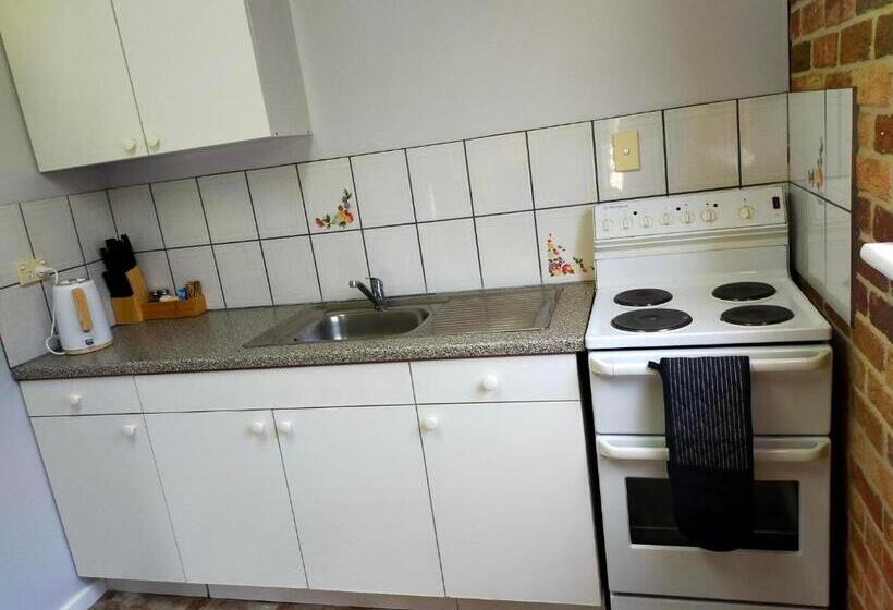 آپارتمان 1 خوابه, Bayview Motel