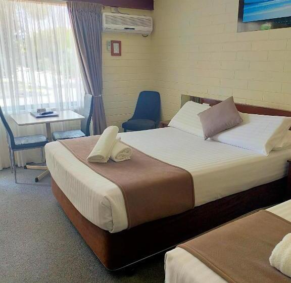 اتاق استاندارد, Bayview Motel