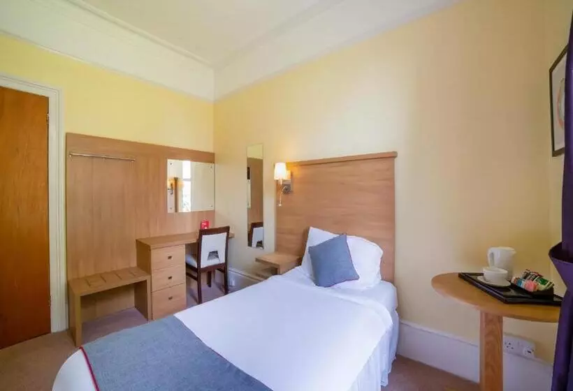 Standard Single Room Shared Bathroom, Eagle House Hotel - Guest House