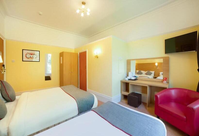 Номер Стандарт Трехместный, Eagle House Hotel - Guest House