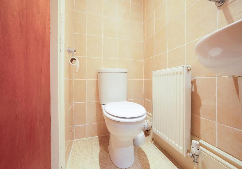 Номер Стандарт Трехместный, Eagle House Hotel - Guest House