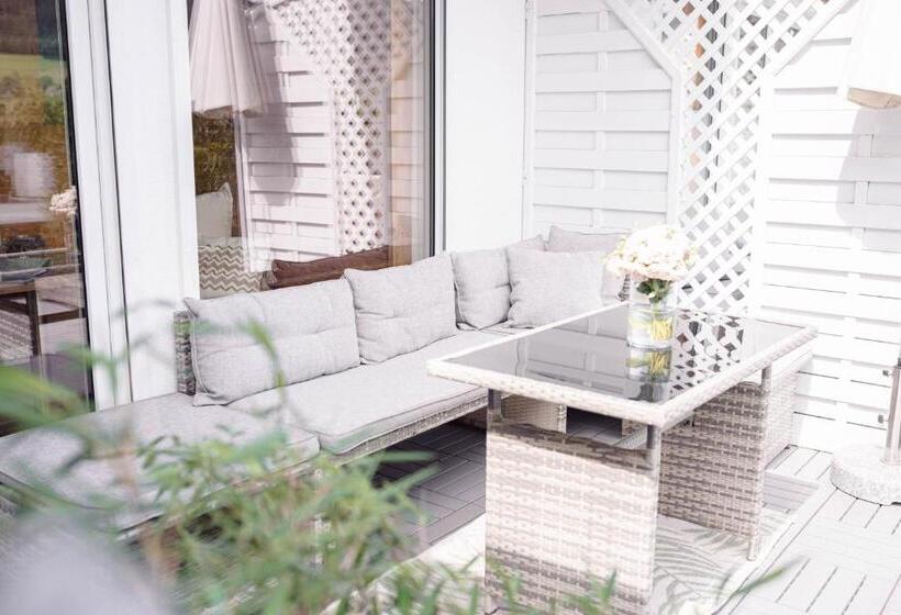 带1个卧室的带阳台的公寓, Wellness Pension Am Rain