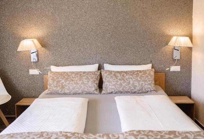 带2个卧室的公寓, Wellness Pension Am Rain