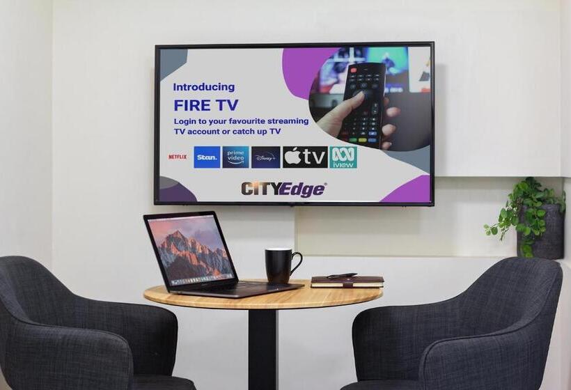 شقة غرفة واحدة, City Edge North Melbourne Apartment