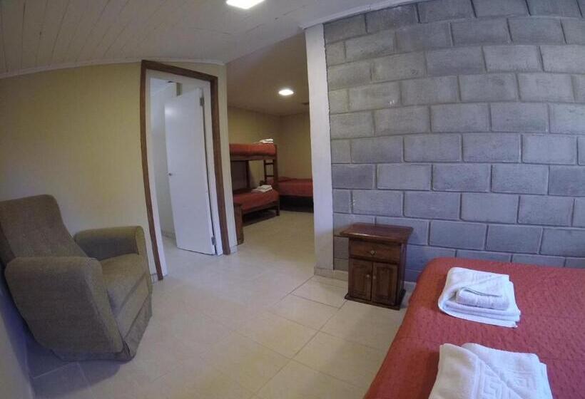 חדר משפחתי, Hostel Los Pioneros