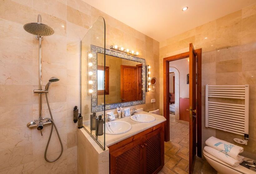 テラス付きスタンダードルーム, Es Revellar Art Resort  Adults Only