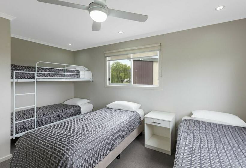 오두막, Racv Cobram Resort