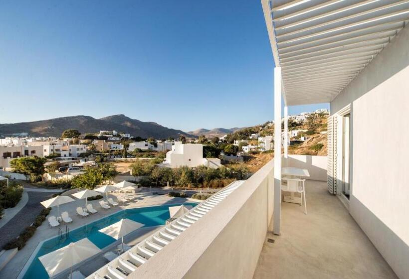 اتاق سوپریور با چشم‌انداز دریا, Relux Ios