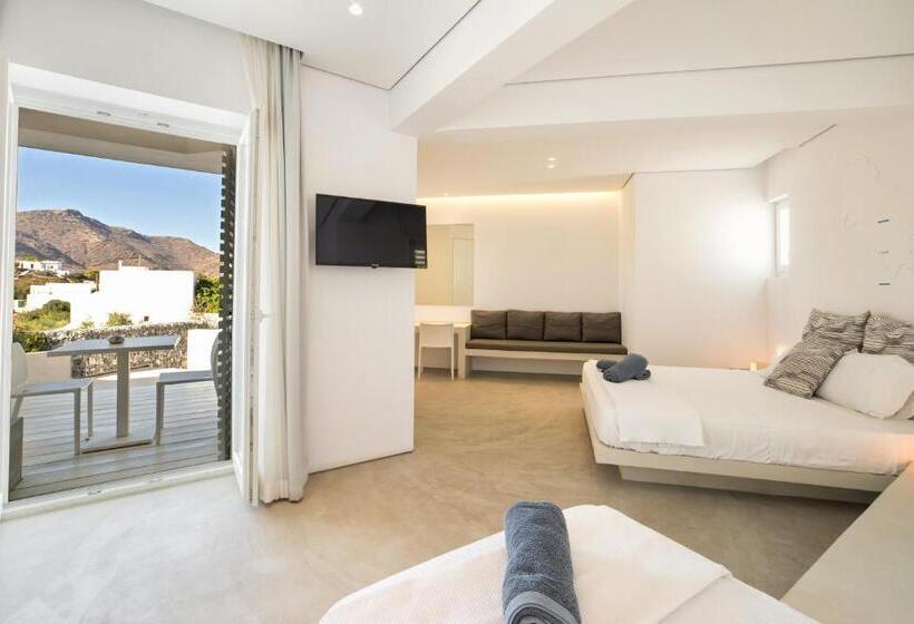 سوییت جونیور با چشم‌انداز دریا, Relux Ios