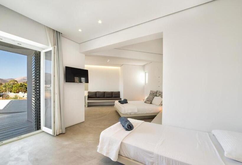 سوییت جونیور با چشم‌انداز دریا, Relux Ios