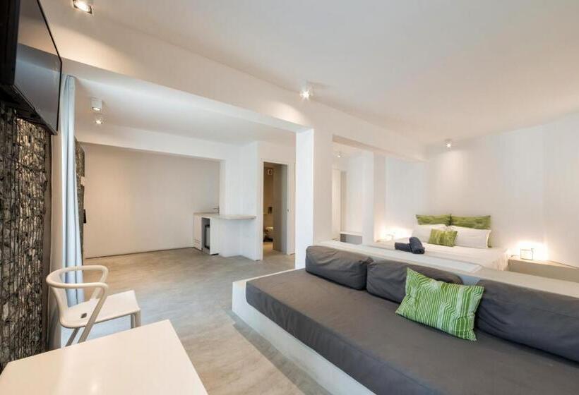 سوئیت جونیور با استخر, Relux Ios