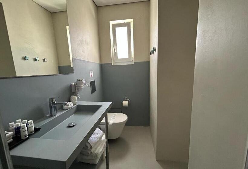 اتاق استاندارد, Relux Ios