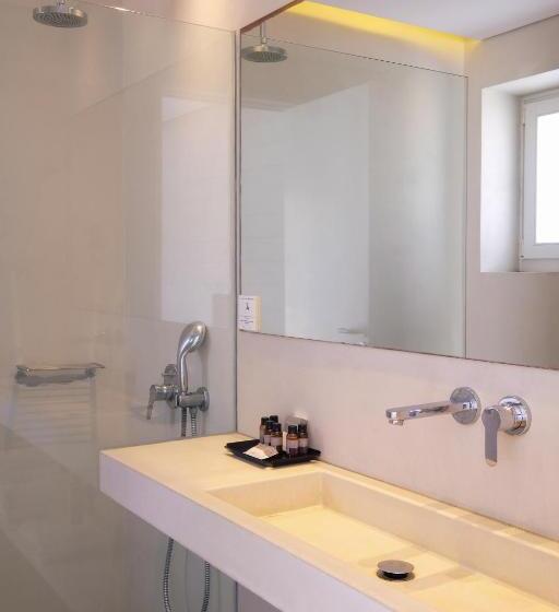 اتاق سوپریور با چشم‌انداز دریا, Relux Ios