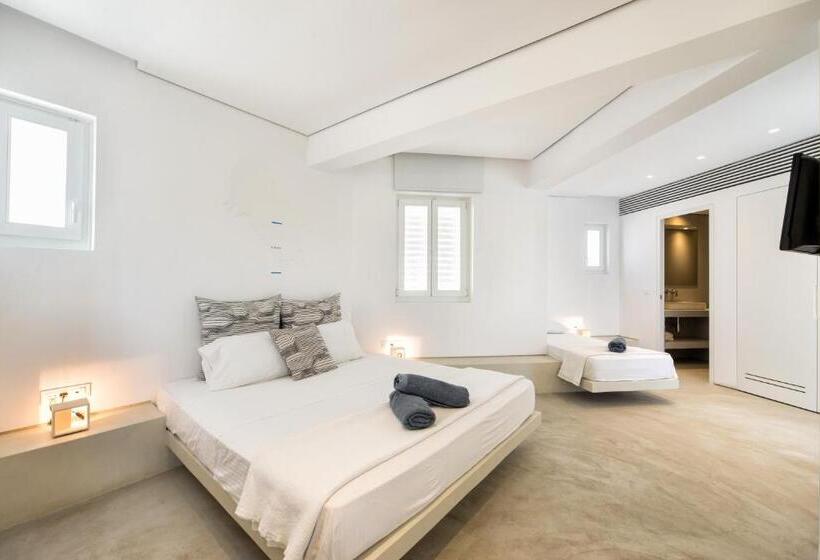 سوییت جونیور با چشم‌انداز دریا, Relux Ios