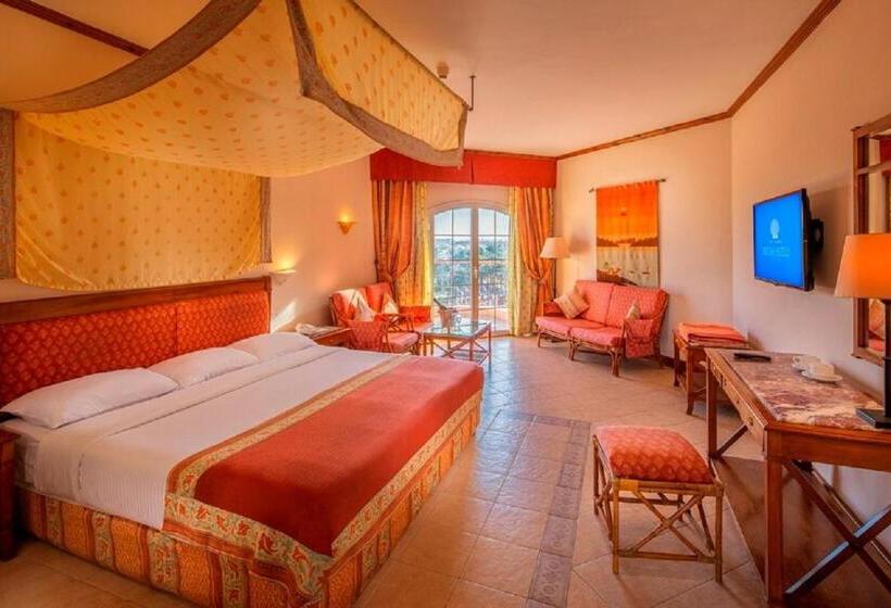 سوییت جونیور, Siva Grand Beach