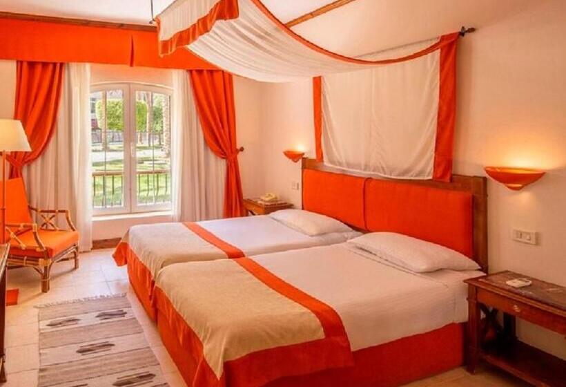 اتاق لوکس, Siva Grand Beach