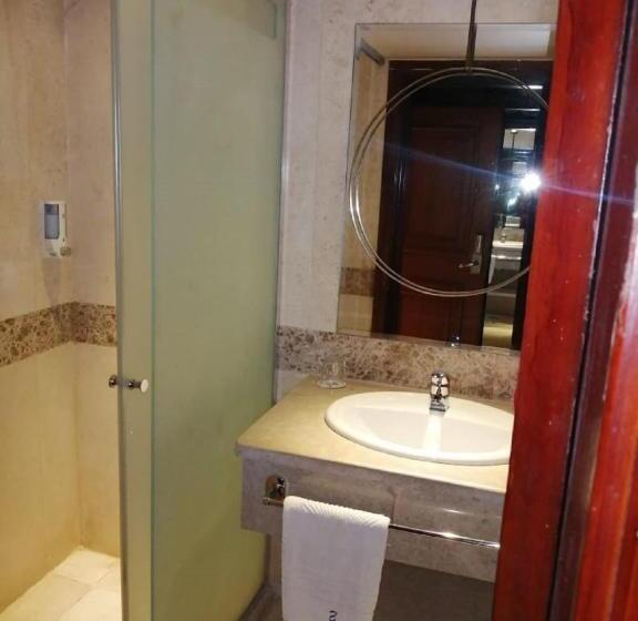 سوییت جونیور سوپریور, Siva Grand Beach