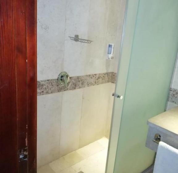 سوییت جونیور سوپریور, Siva Grand Beach