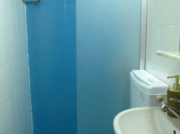 スタンダードルーム, Amazon Antique