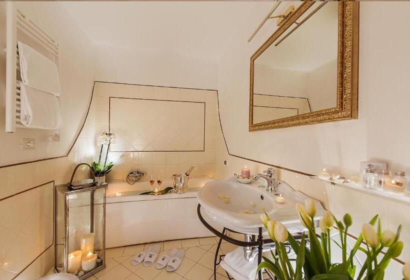 סוויטת ג'וניור, Dimora Degli Dei