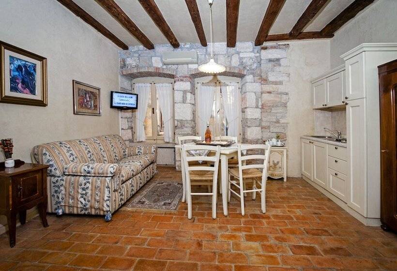 Студия Стандарт, Residence Porta Antica Centro Storico