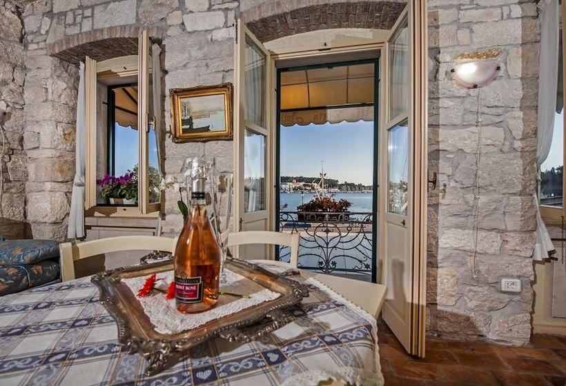 Апартаменты 1 Спальня с Террасой Вид на Море, Residence Porta Antica Centro Storico