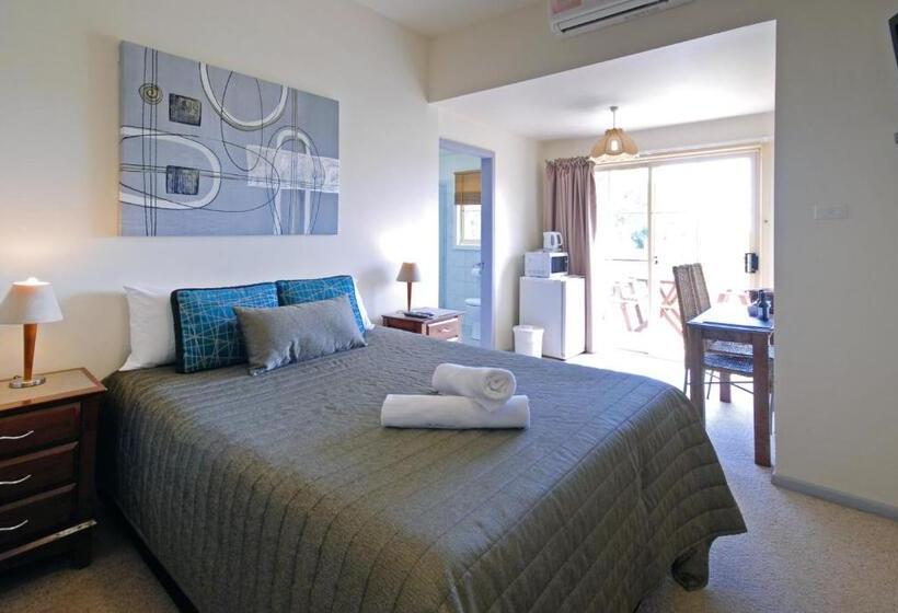 غرفة قياسية مطلّة علي النهر, Riverview Boutique Motel