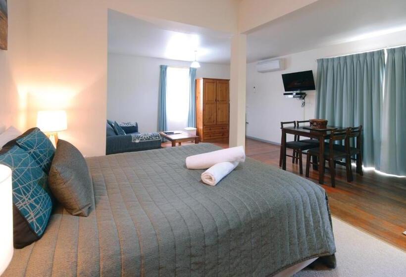 غرفة عائلية, Riverview Boutique Motel