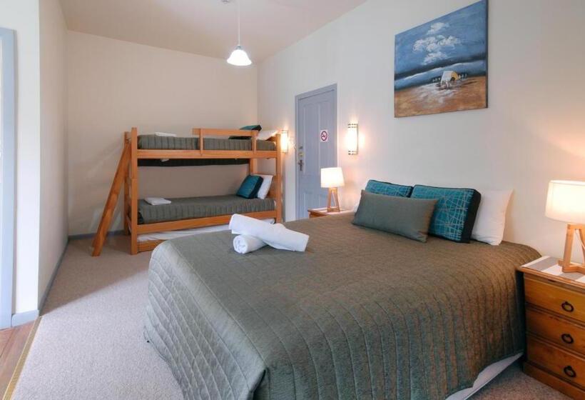 غرفة عائلية, Riverview Boutique Motel