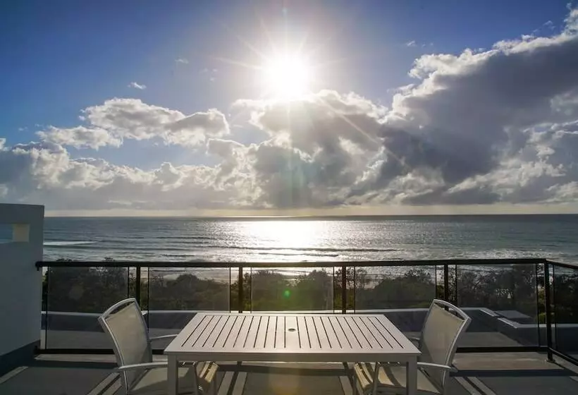 آپارتمان 3 خوابه با چشم‌انداز دریا, San Marino By The Sea Apartments