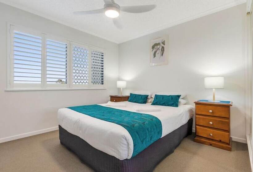 شقة غرفتين نوم مطلة على الحديقة, San Marino By The Sea Apartments