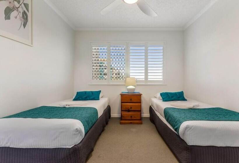 شقة غرفتين نوم مطلة على الحديقة, San Marino By The Sea Apartments