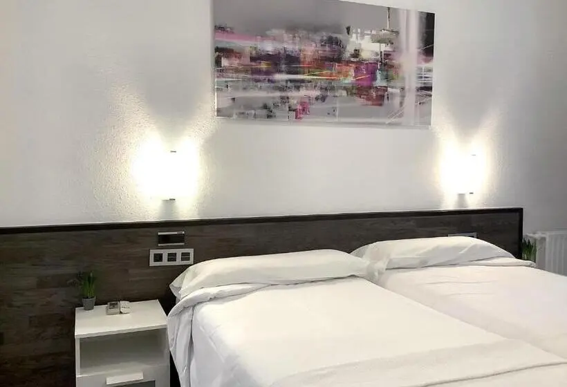 スーペリアールーム, Pension Donostiarra