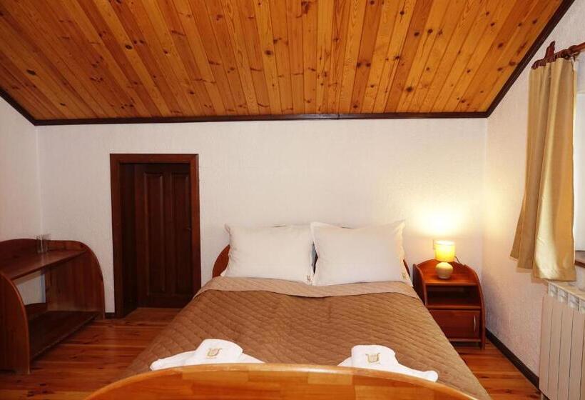 شقة غرفتين, семеен хотел орфей