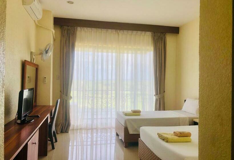 Номер Deluxe, Queens Island Golf And Resort