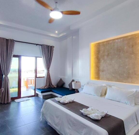 Трехместный Номер Deluxe, Bohol Coastal View