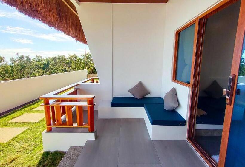 Трехместный Номер Deluxe, Bohol Coastal View