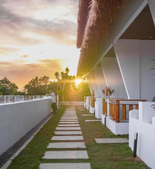Трехместный Номер Deluxe, Bohol Coastal View