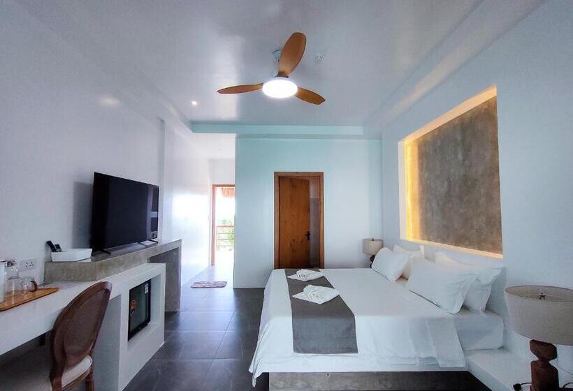 Номер Deluxe с Балконом, Bohol Coastal View