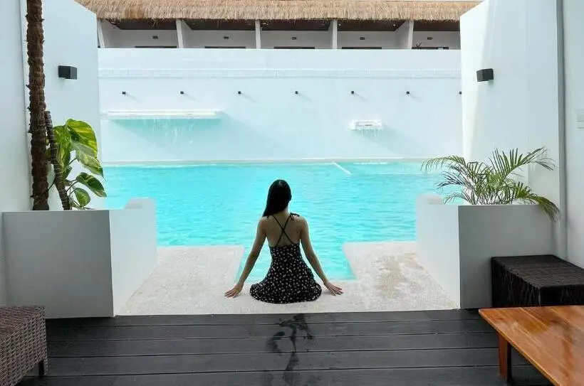 バルコニー付きデラックスルーム, Bohol Coastal View
