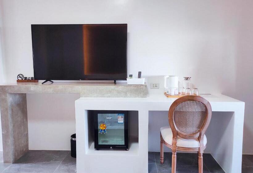 Номер Стандарт, Bohol Coastal View