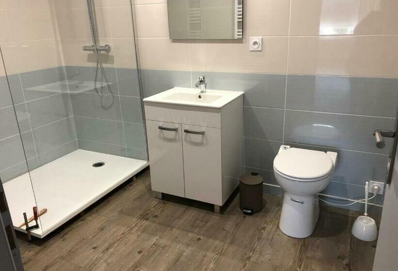 标准间, Chai Paulette